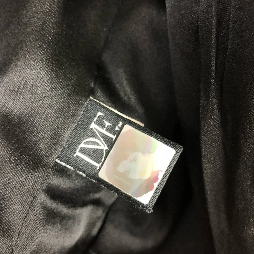 Diane Von Furstenberg Blazer with Flare Back Detail - Picture 6 of 6